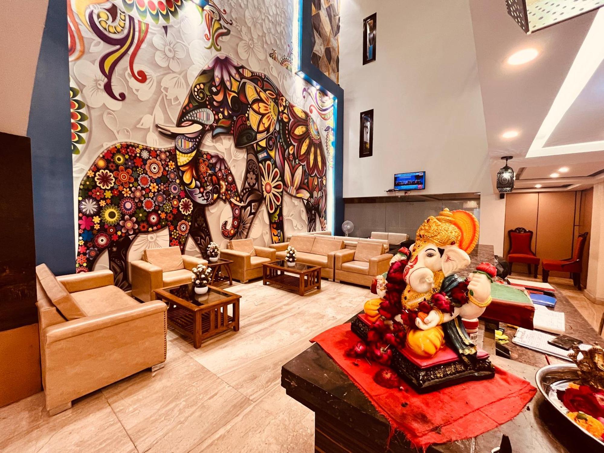 Hotel The Gold Inn - Karol Bagh Delhi 외부 사진