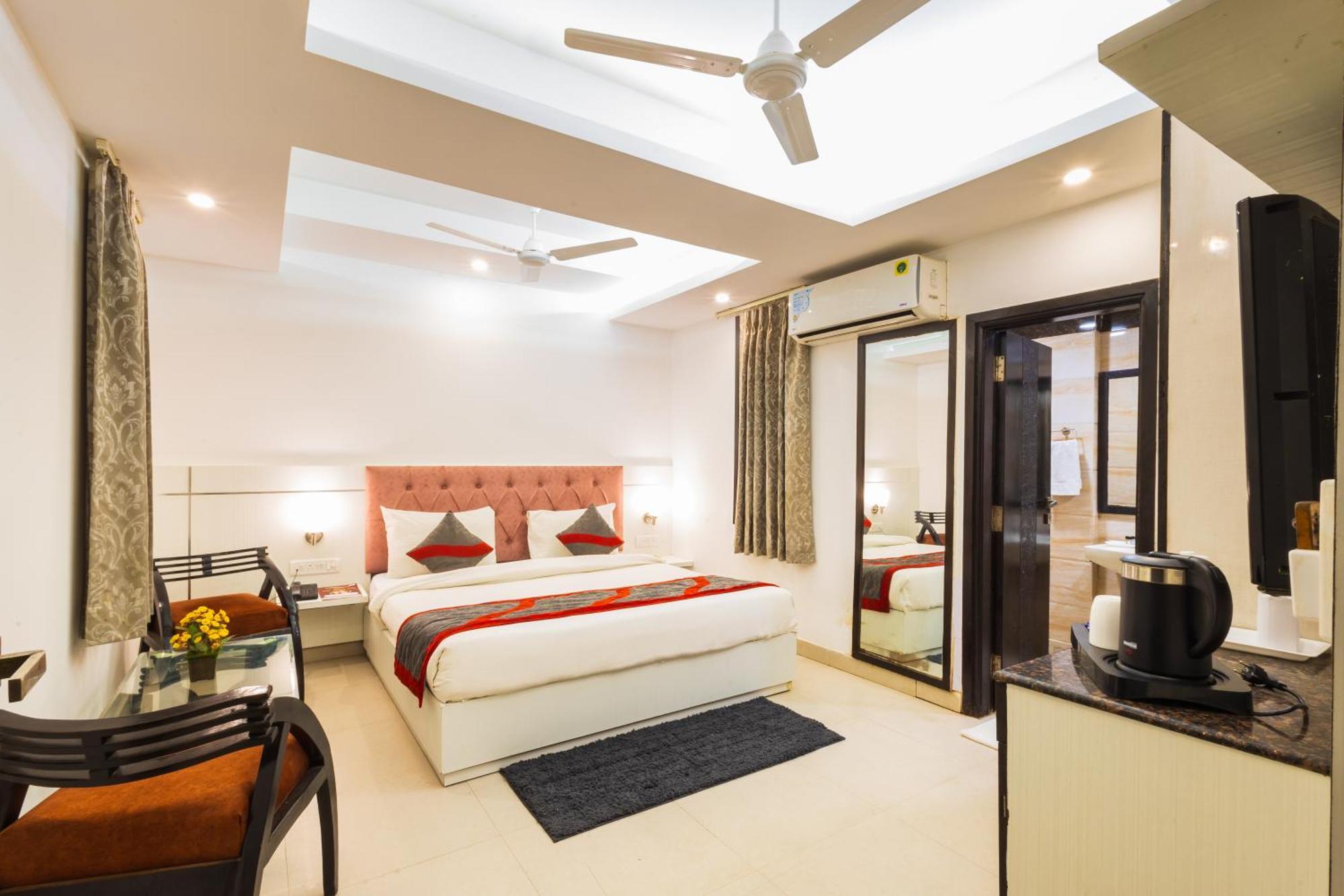 Hotel The Gold Inn - Karol Bagh Delhi 외부 사진