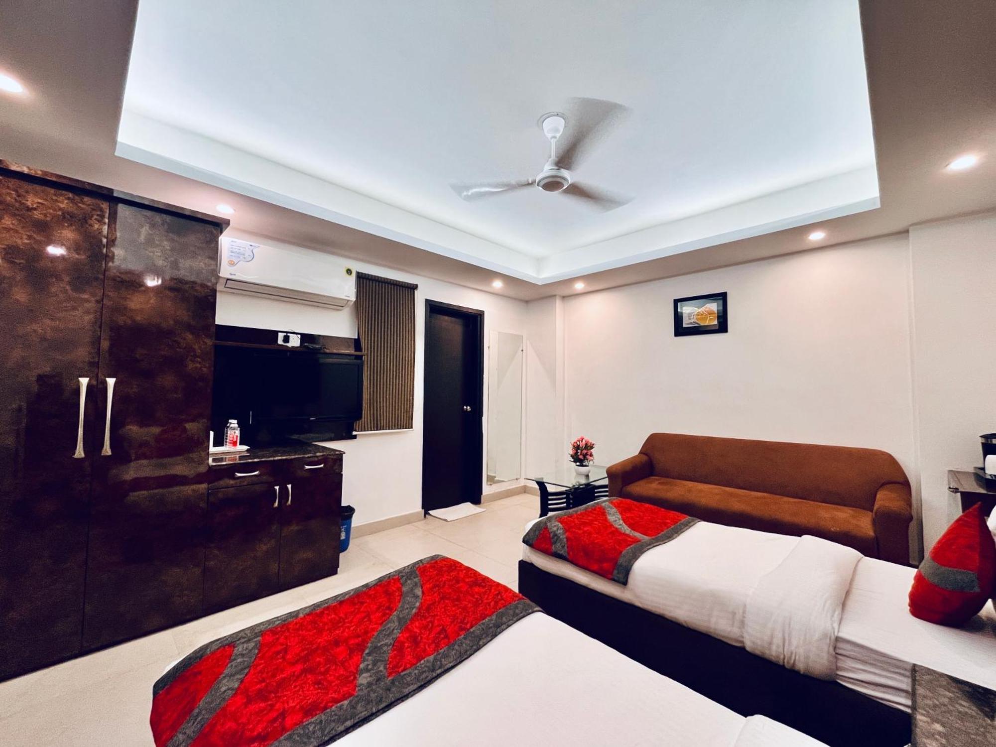 Hotel The Gold Inn - Karol Bagh Delhi 외부 사진