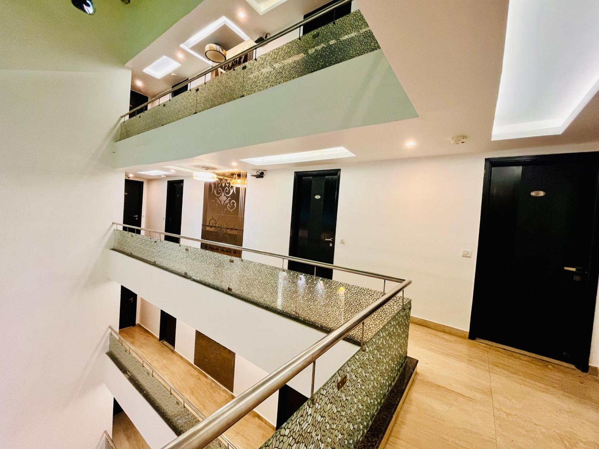 Hotel The Gold Inn - Karol Bagh Delhi 외부 사진