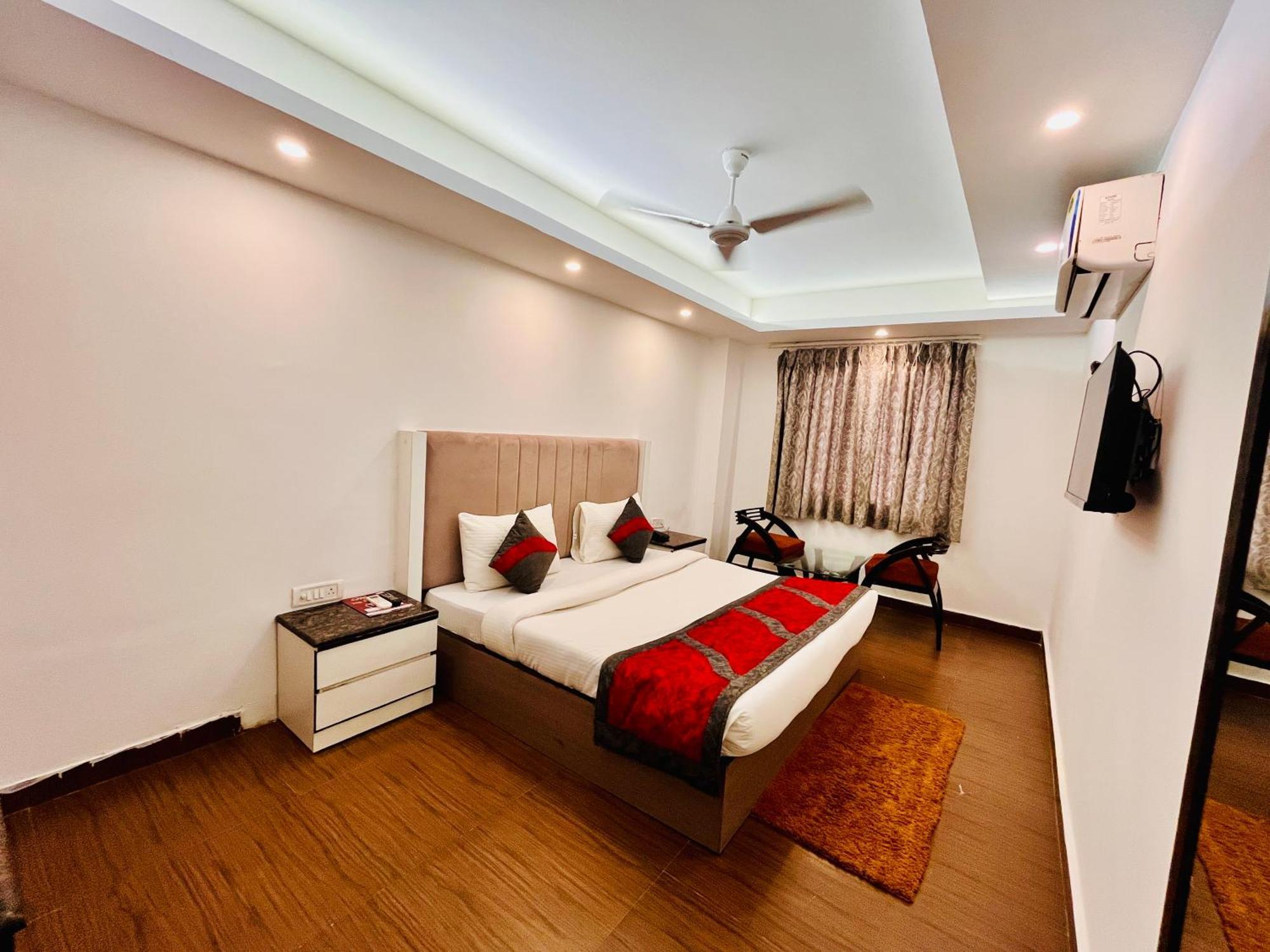 Hotel The Gold Inn - Karol Bagh Delhi 외부 사진